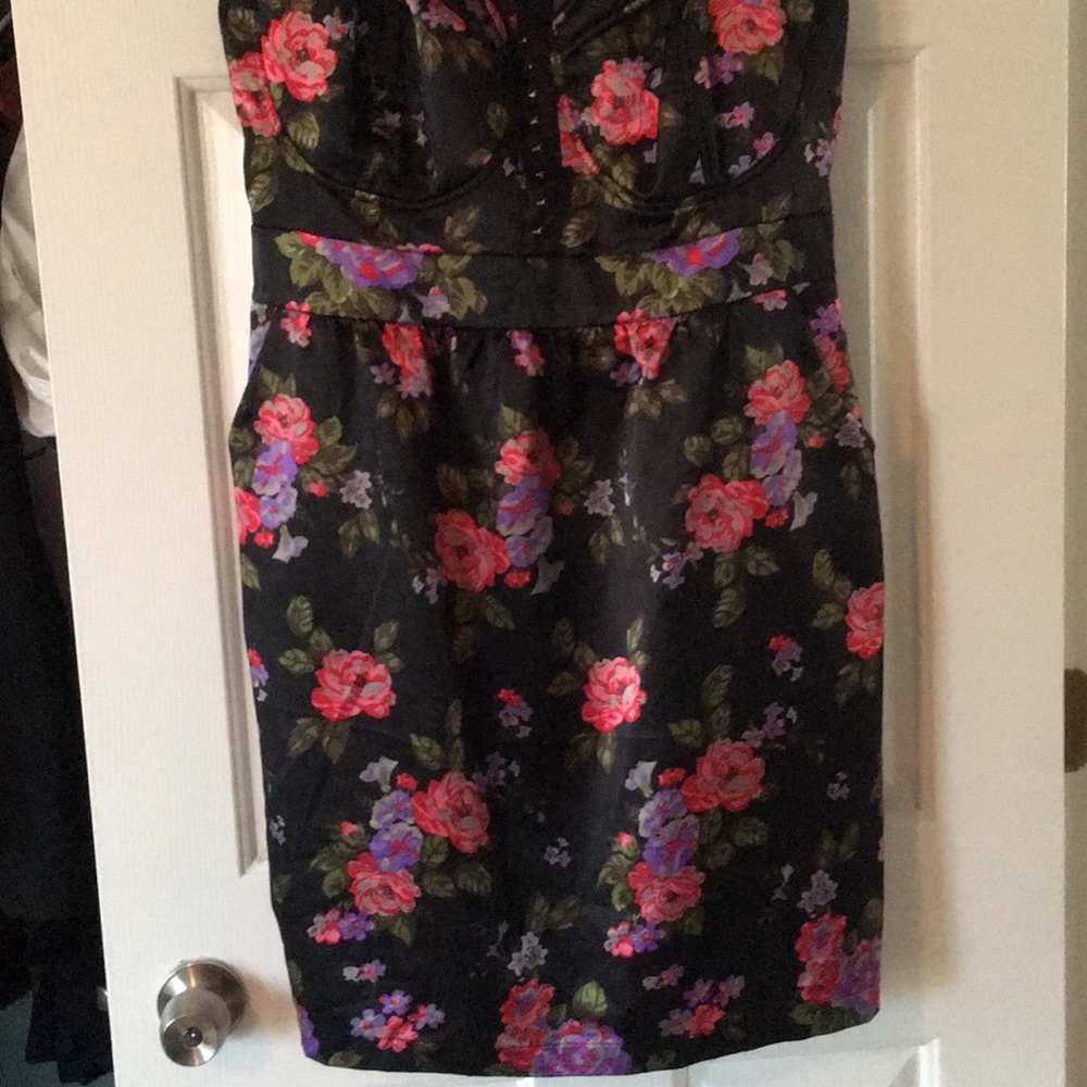 Torrid Flower Pattern Dress - Picture 2 of 4